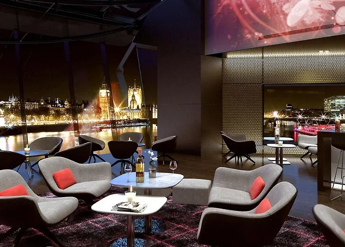 Plaza On The River Club&ResidenciaHotel Londres